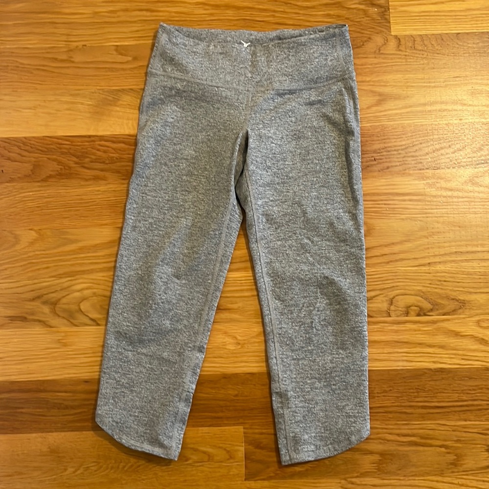 Old Navy Go Active cropped leggings